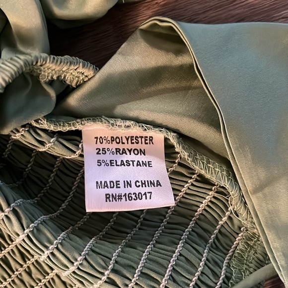 Princess Polly Nikita Crop Top Satin Green 2 - Picture 4 of 5